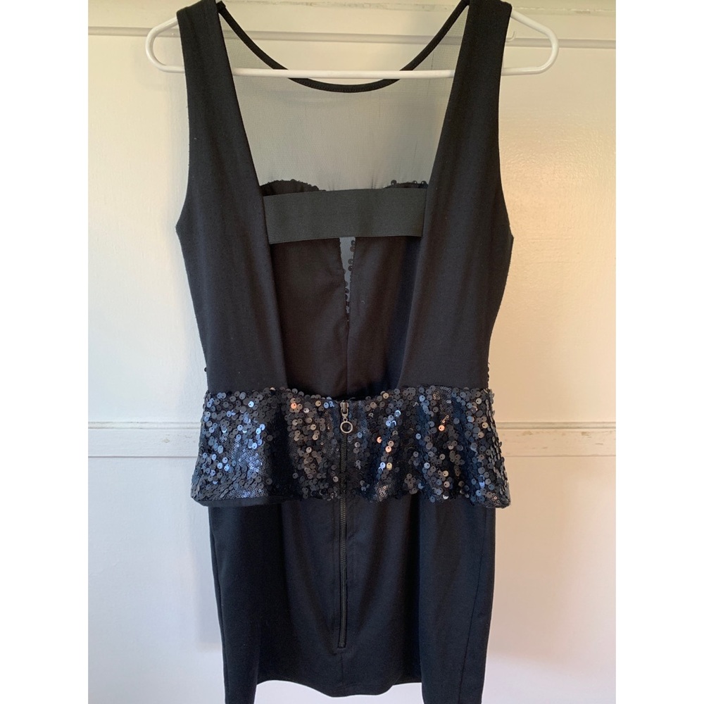 DRESS - Picture 2 of 3